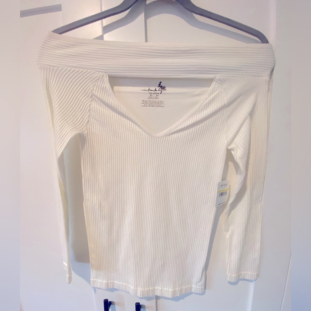 FREE PEOPLE White Off The Shoulder Sweater Top size M/L